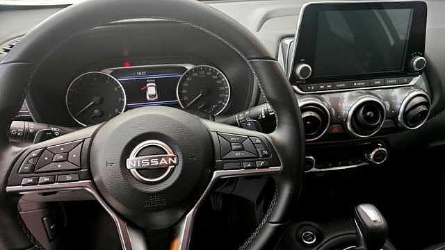 Nissan JUKE DIG-T NCONECTA DCT JUKE DIG-T NCONECTA DCT
