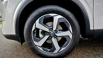 Nissan QASHQAI 1.3 DIG-T NCONECTA MHEV QASHQAI 1.3 DIG-T NCONECTA MHEV PLATA