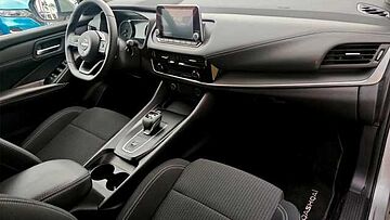 Nissan QASHQAI 1.3mHEV ACENTA 158CV 2WD XTRONIC E6D-F QASHQAI 1.3mHEV ACENTA 158CV 2WD XTRONIC E6D-F DIAMOND SILVER