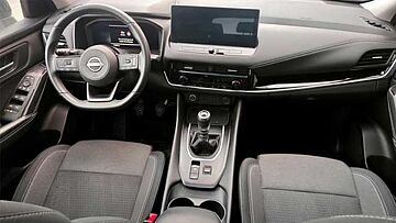 Nissan QASHQAI 1.3MHEV 140CV N-CONNECTA 2WD MT  E6D-F QASHQAI 1.3MHEV 140CV N-CONNECTA 2WD MT  E6D-F LUNAR WHITE MIDNIGHT BLACK
