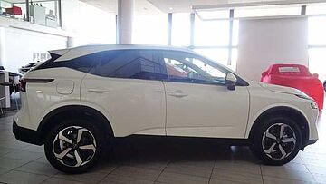 Nissan QASHQAI 1.3MHEV 140CV 12V N-CONNECTA 2WD MT E6D-F QASHQAI 1.3MHEV 140CV 12V N-CONNECTA 2WD MT E6D-F LUNAR WHITE